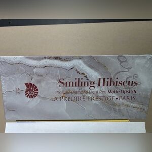 Smiling Hibiscus Matte Lipstick